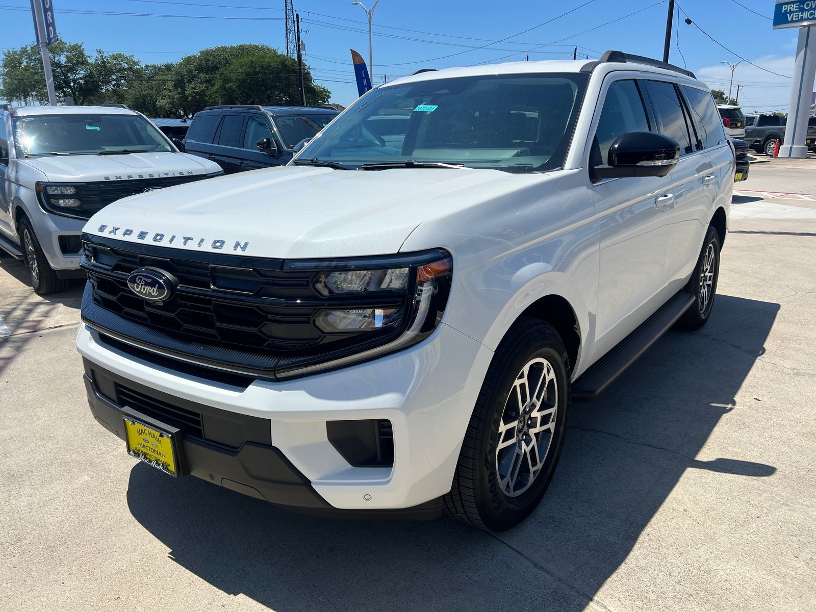2026 Ford Expedition Active