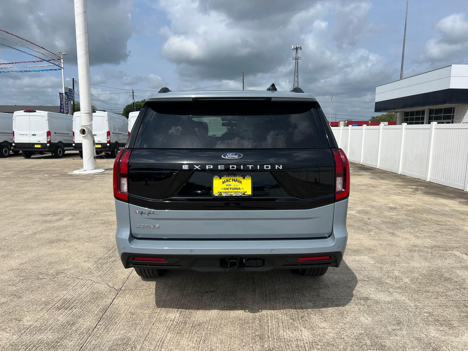 2026 Ford Expedition Active