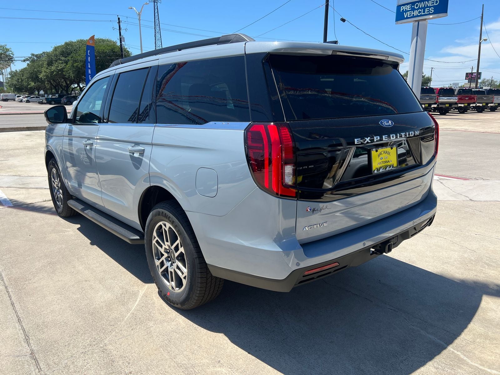 2026 Ford Expedition Active