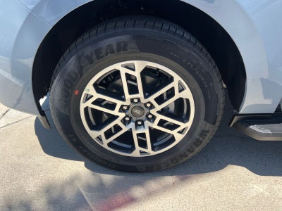 2026 Ford Expedition Active
