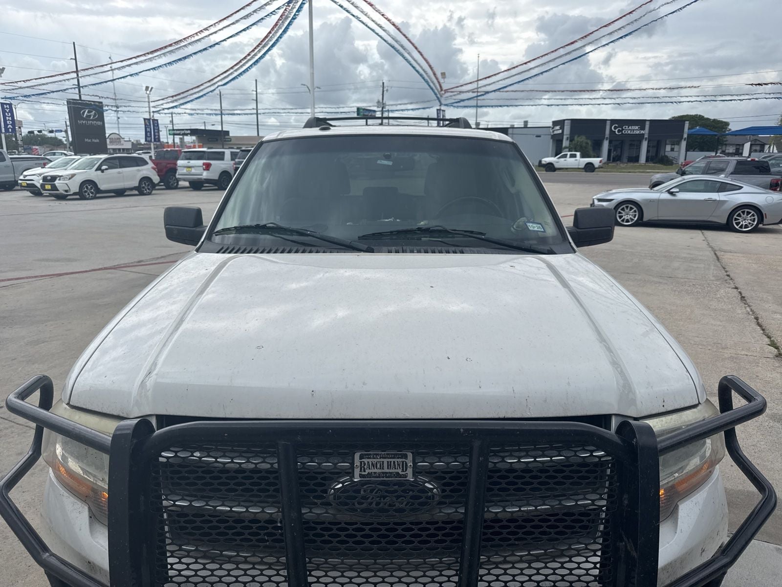 Used 2015 Ford Expedition XLT with VIN 1FMJU1HT4FEF08816 for sale in Victoria, TX