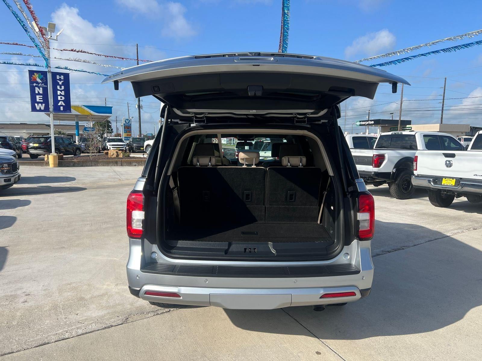 2022 Ford Expedition XLT