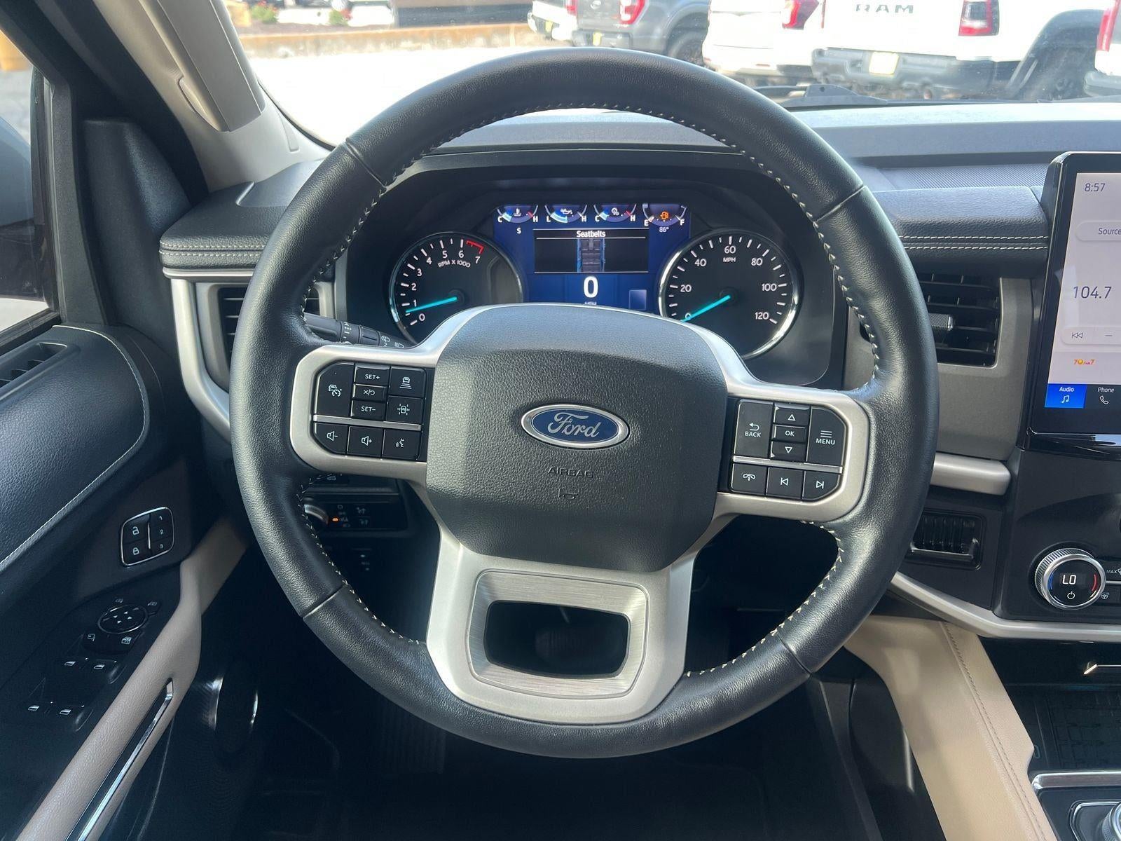 2022 Ford Expedition XLT