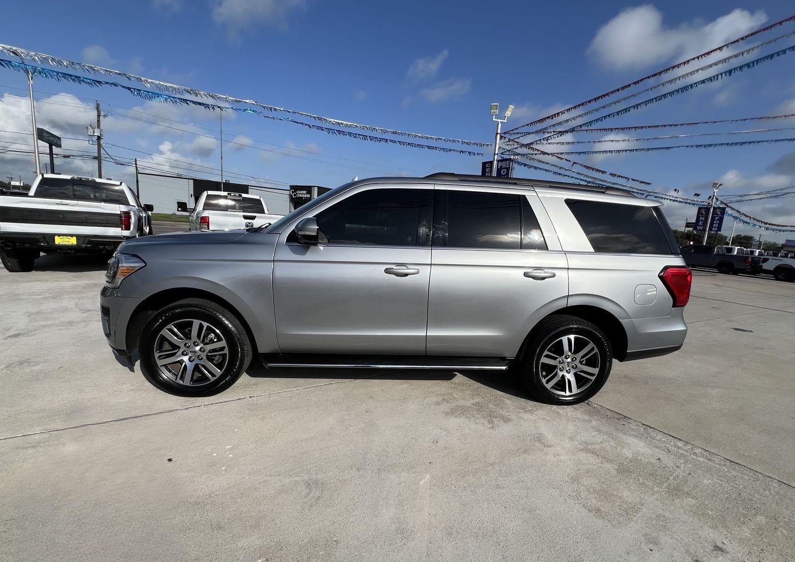2022 Ford Expedition XLT