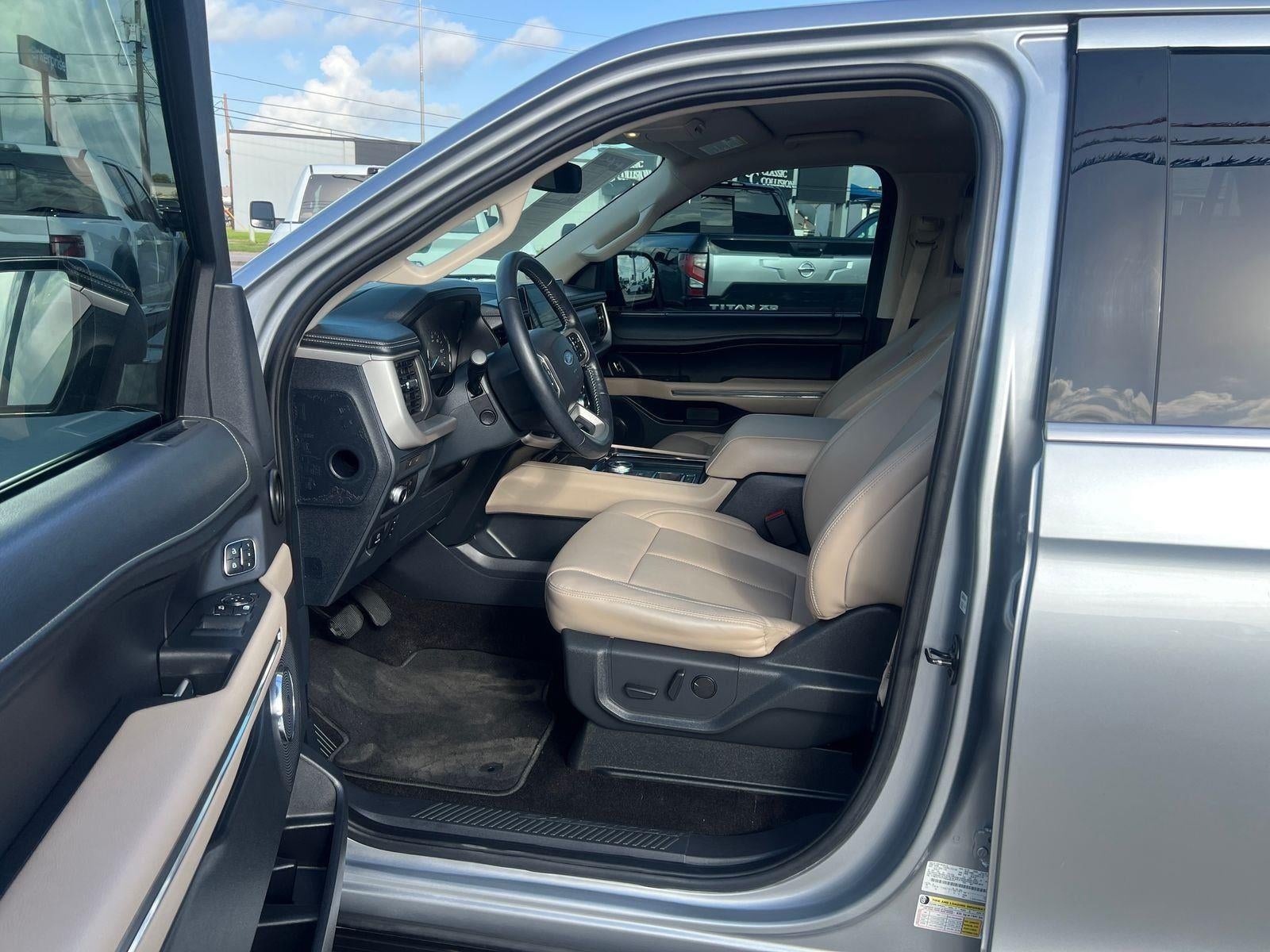 2022 Ford Expedition XLT