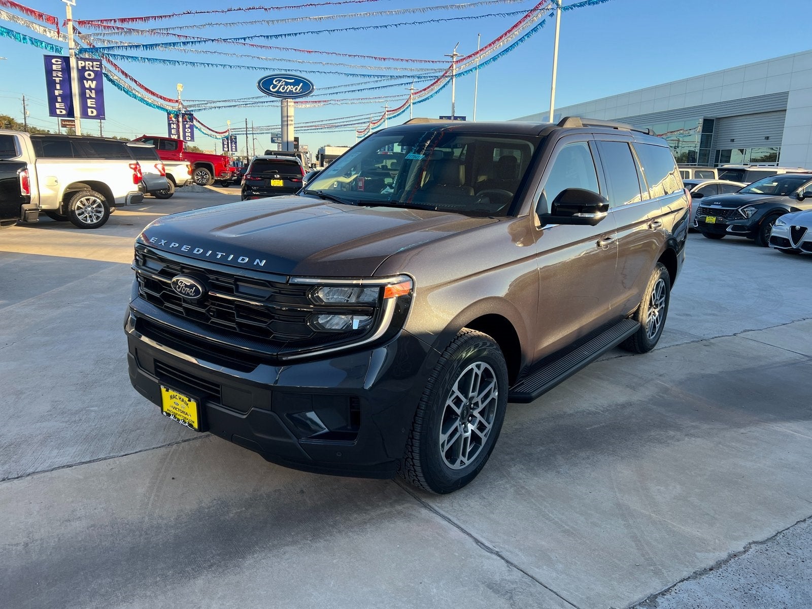 2025 Ford Expedition Active