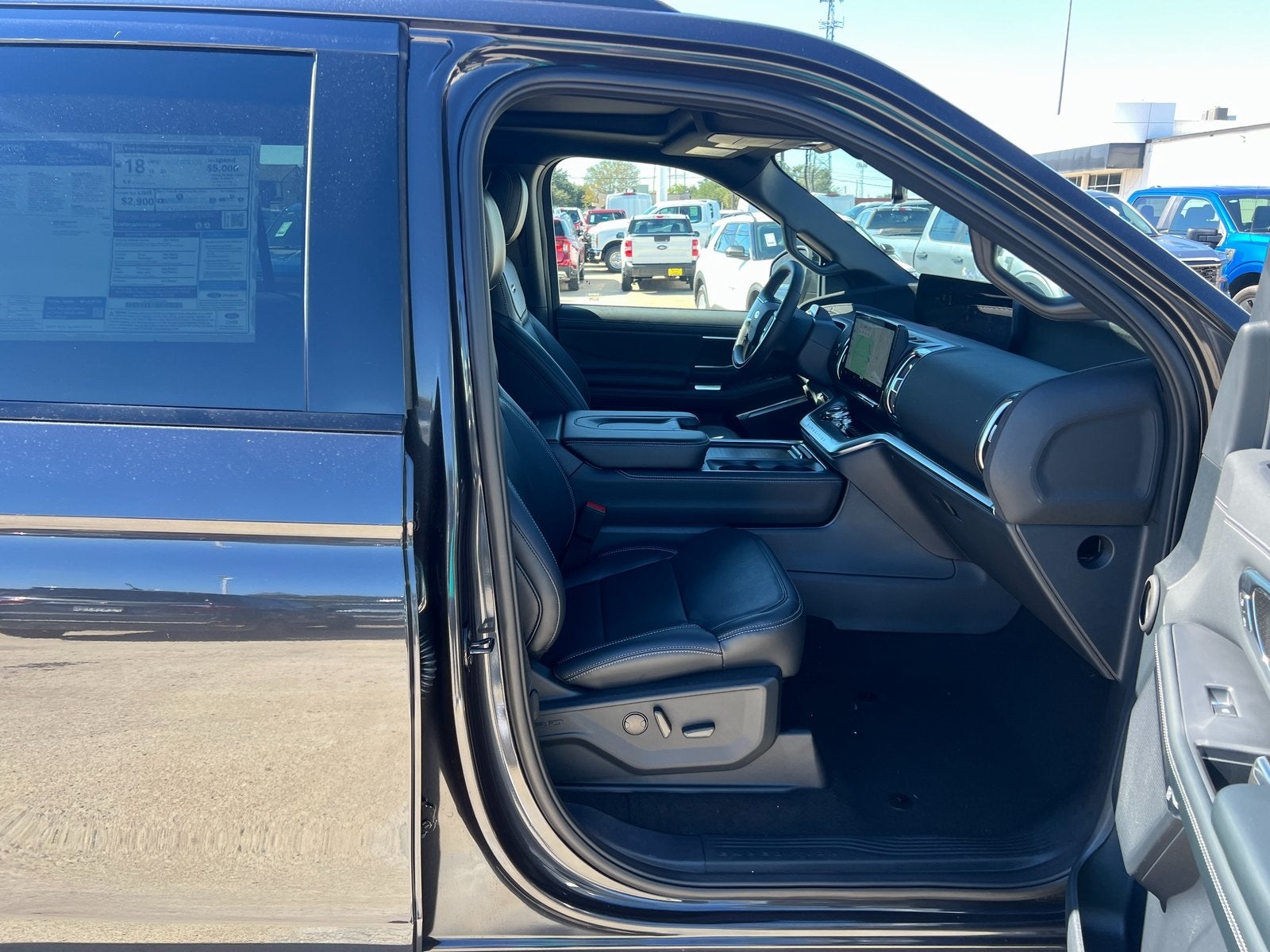 2025 Ford Expedition Platinum