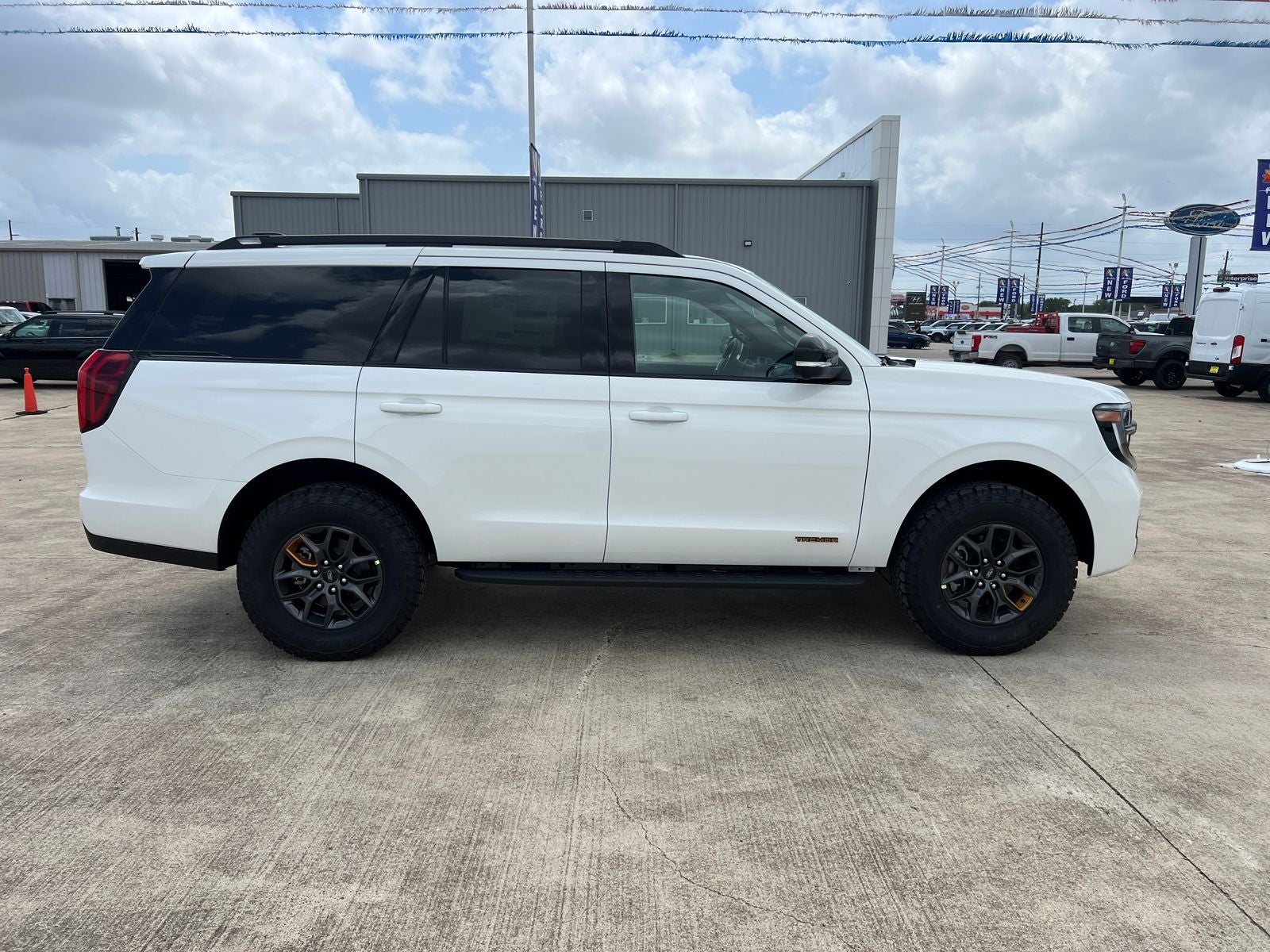 2026 Ford Expedition Tremor