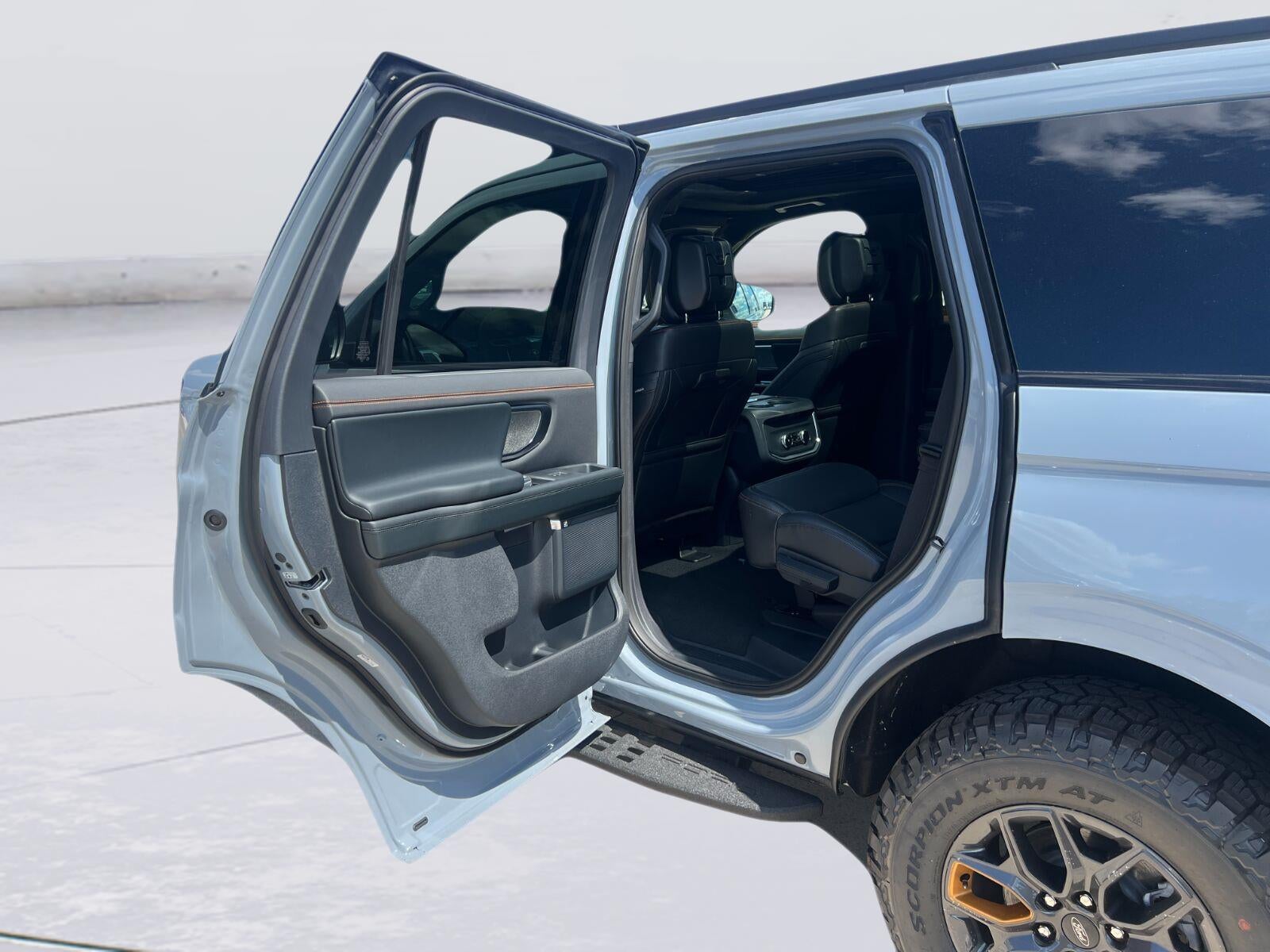 2027 Ford Expedition Tremor