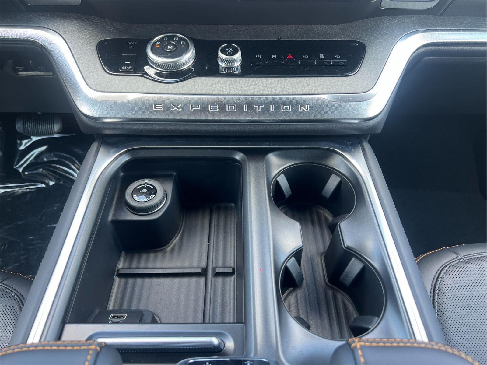 2027 Ford Expedition Tremor