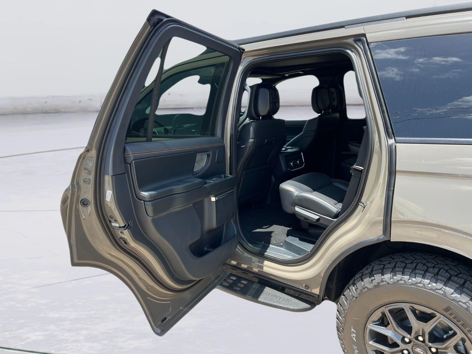 2027 Ford Expedition Tremor