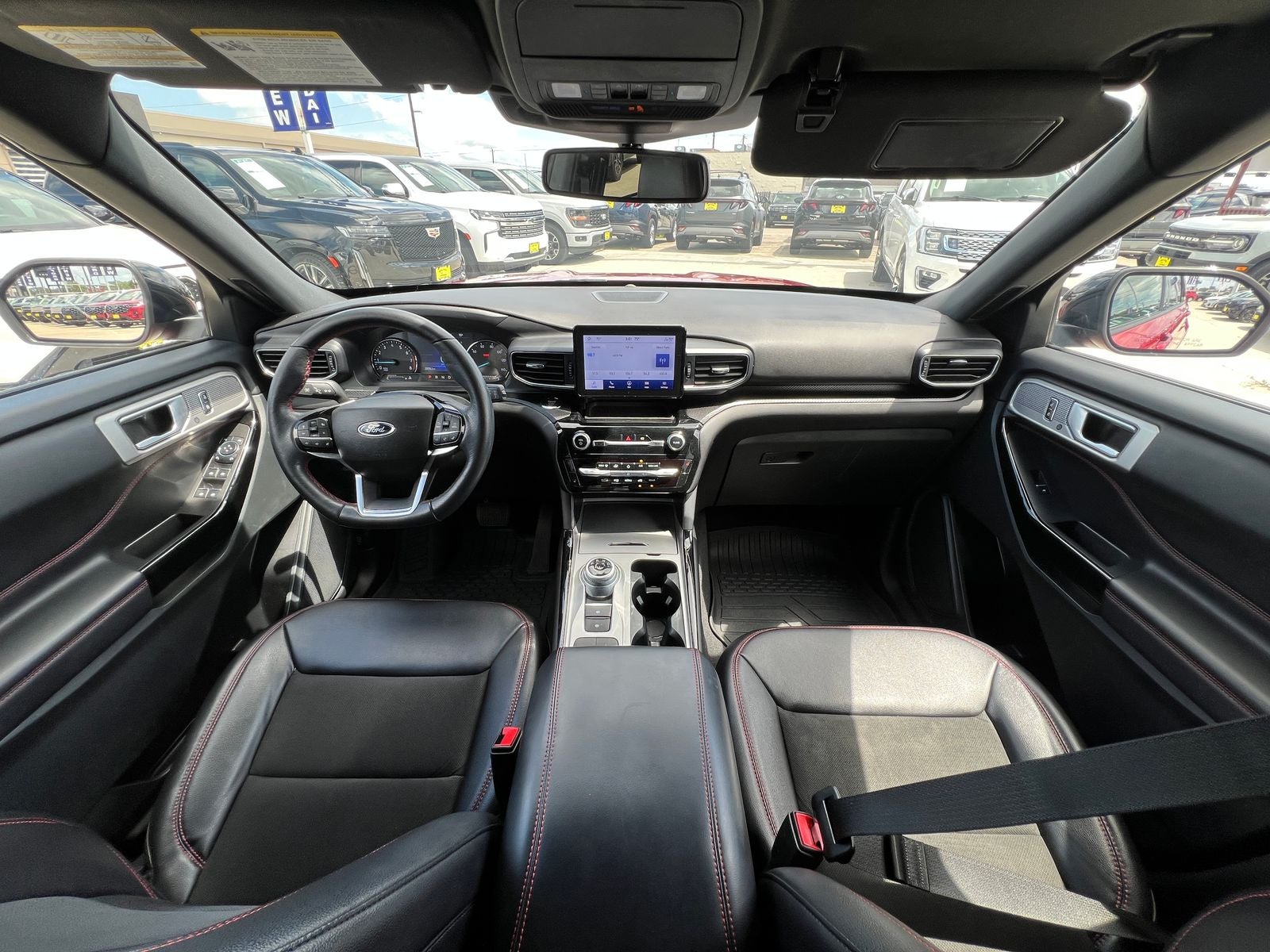 2023 Ford Explorer ST-Line