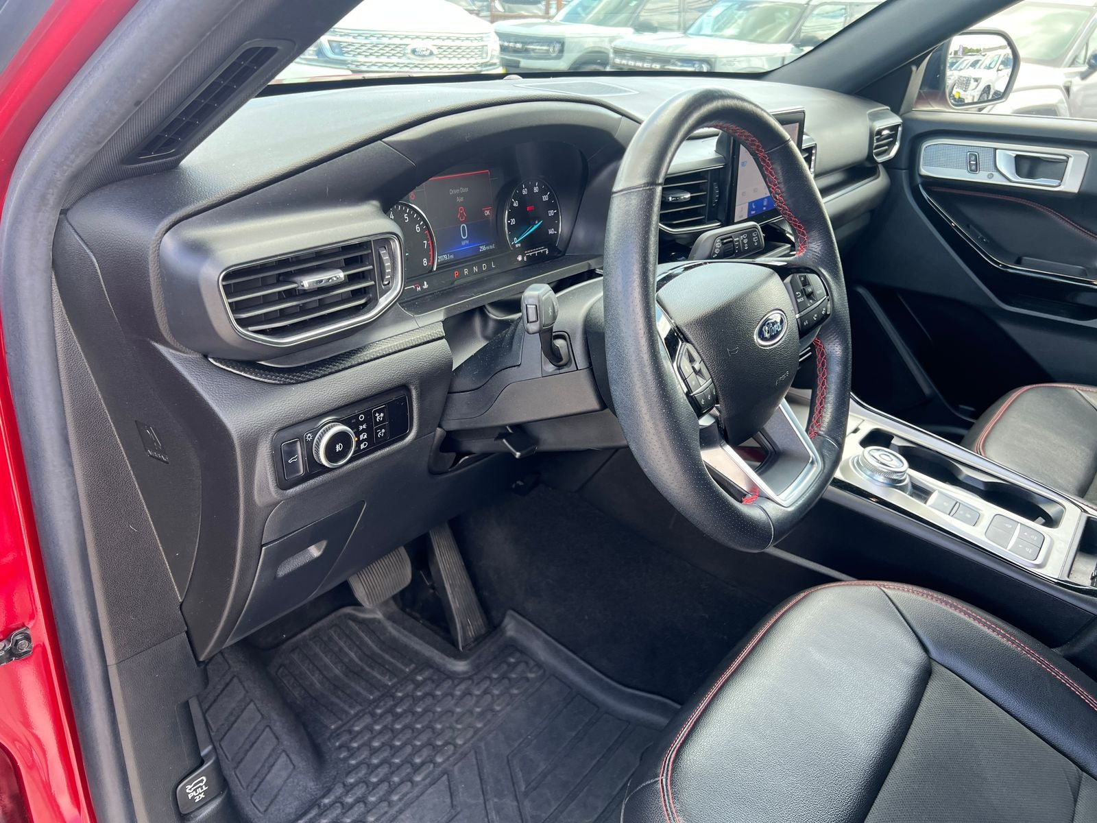2023 Ford Explorer ST-Line