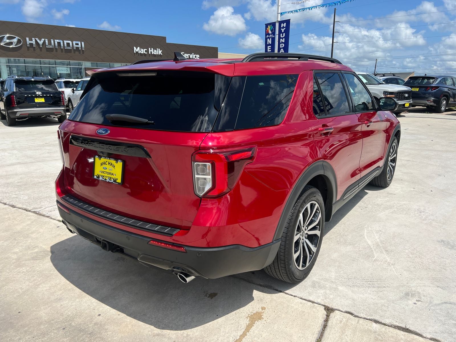 2023 Ford Explorer ST-Line