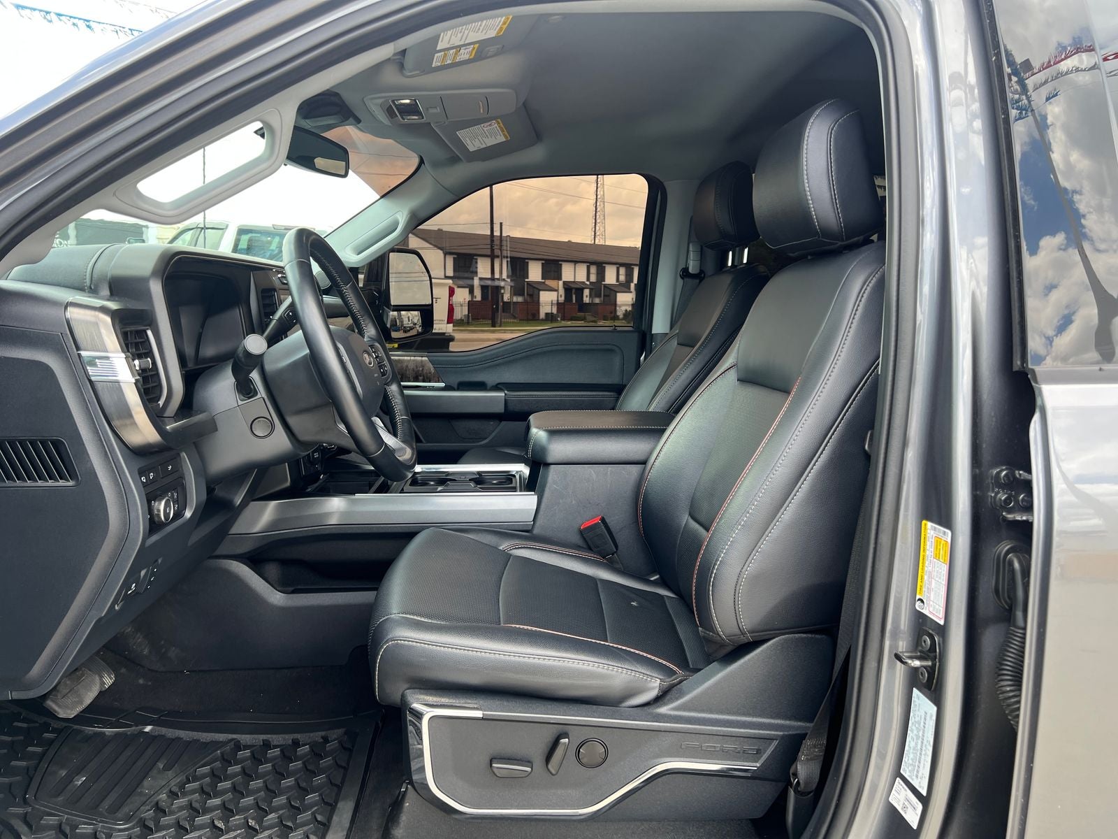 2024 Ford F-250SD Lariat