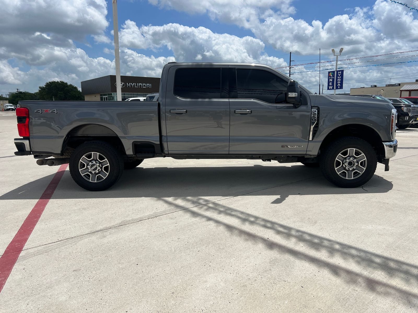 2024 Ford F-250SD Lariat