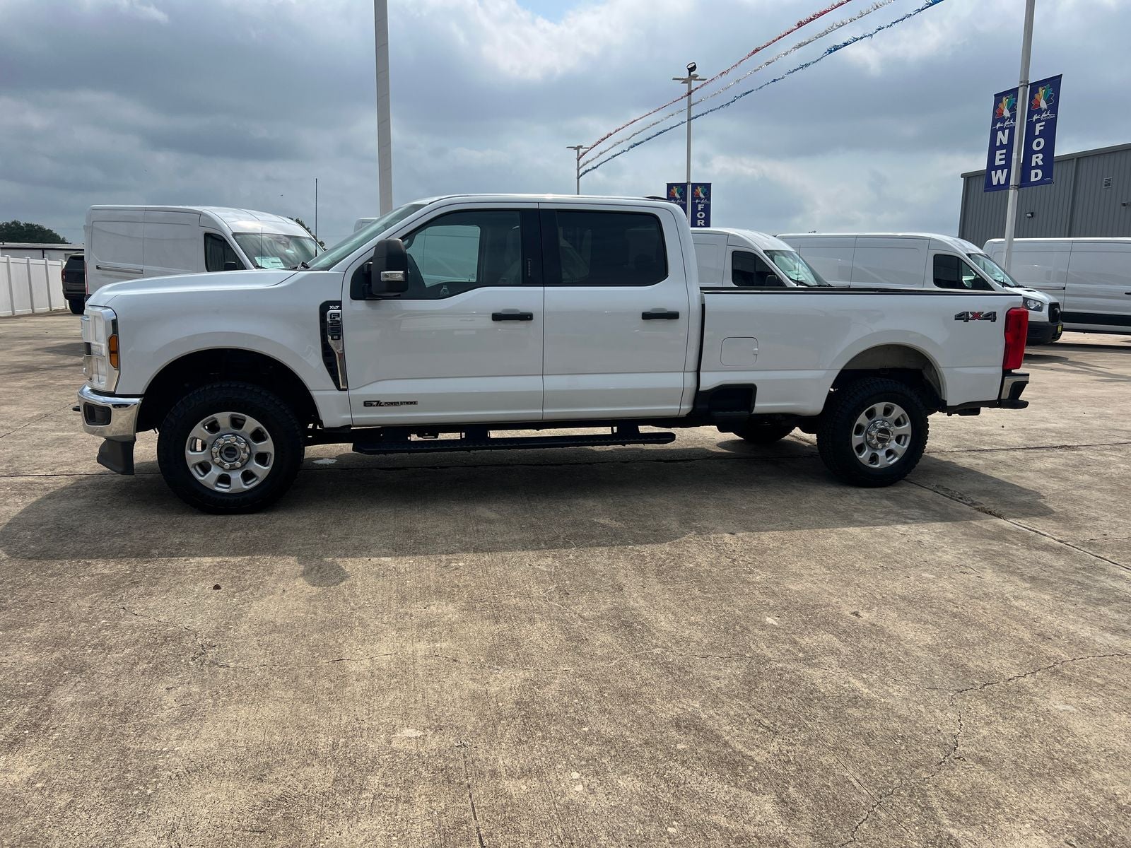 2024 Ford F-250SD XLT