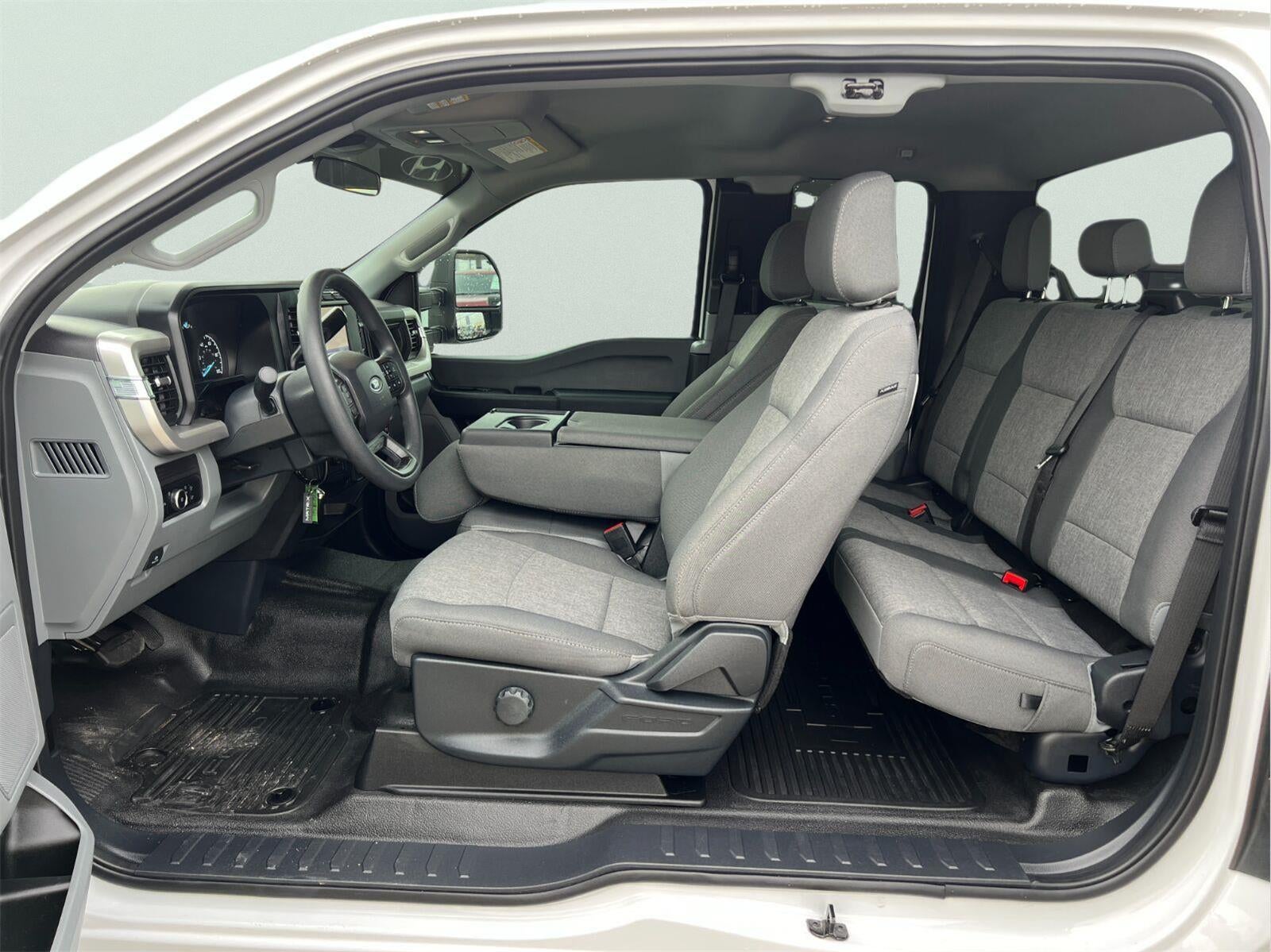 2024 Ford Super Duty F-250 SRW XL