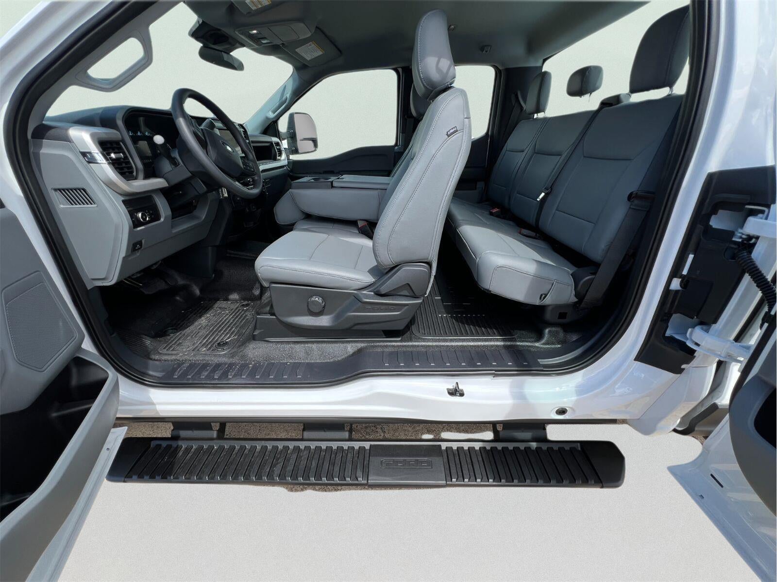 2027 Ford Super Duty F-250 SRW XL