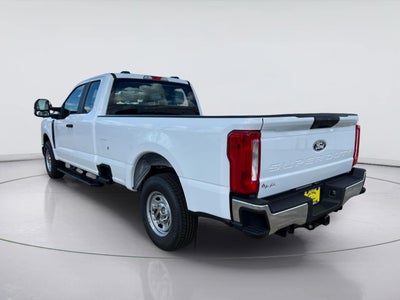 2027 Ford Super Duty F-250 SRW XL