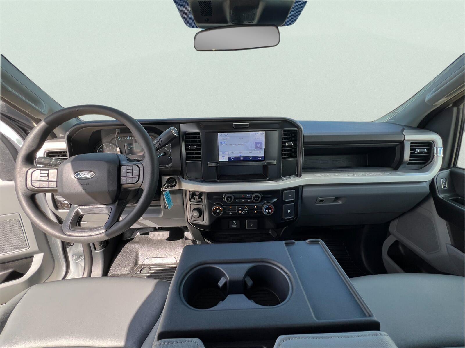 2027 Ford Super Duty F-250 SRW XL