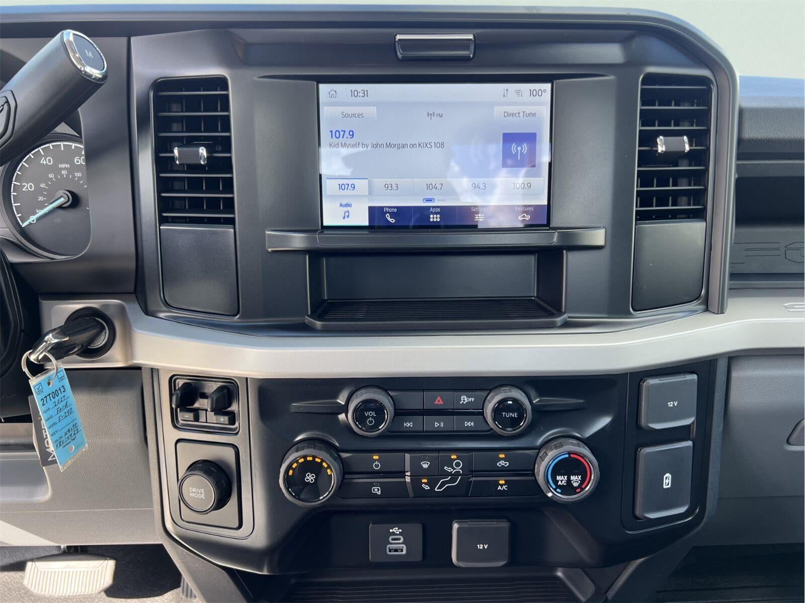 2027 Ford Super Duty F-250 SRW XL