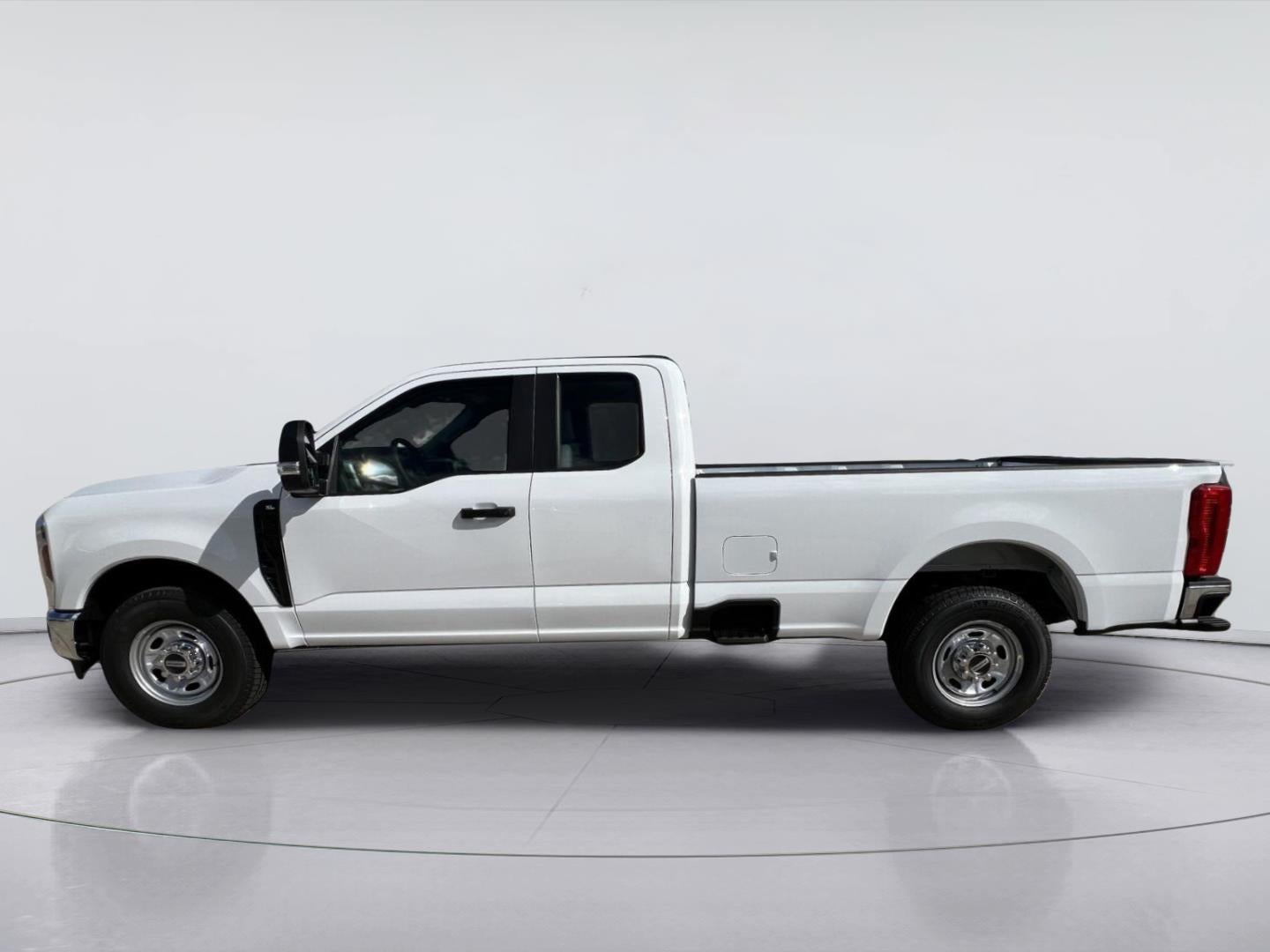 2027 Ford Super Duty F-250 SRW XL