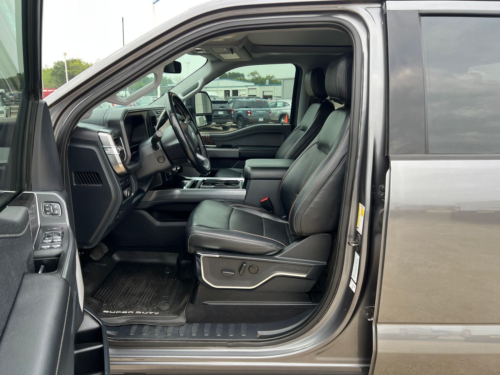 2023 Ford F-250SD Lariat