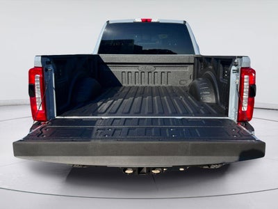 2027 Ford Super Duty F-250 Lariat