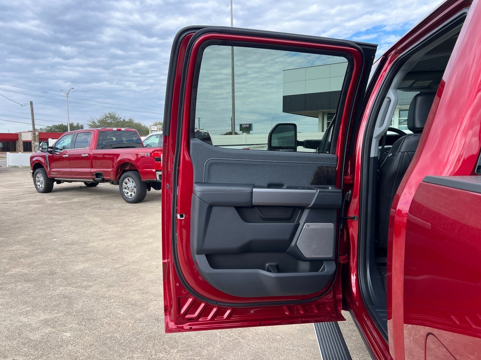 2026 Ford F-250SD Lariat