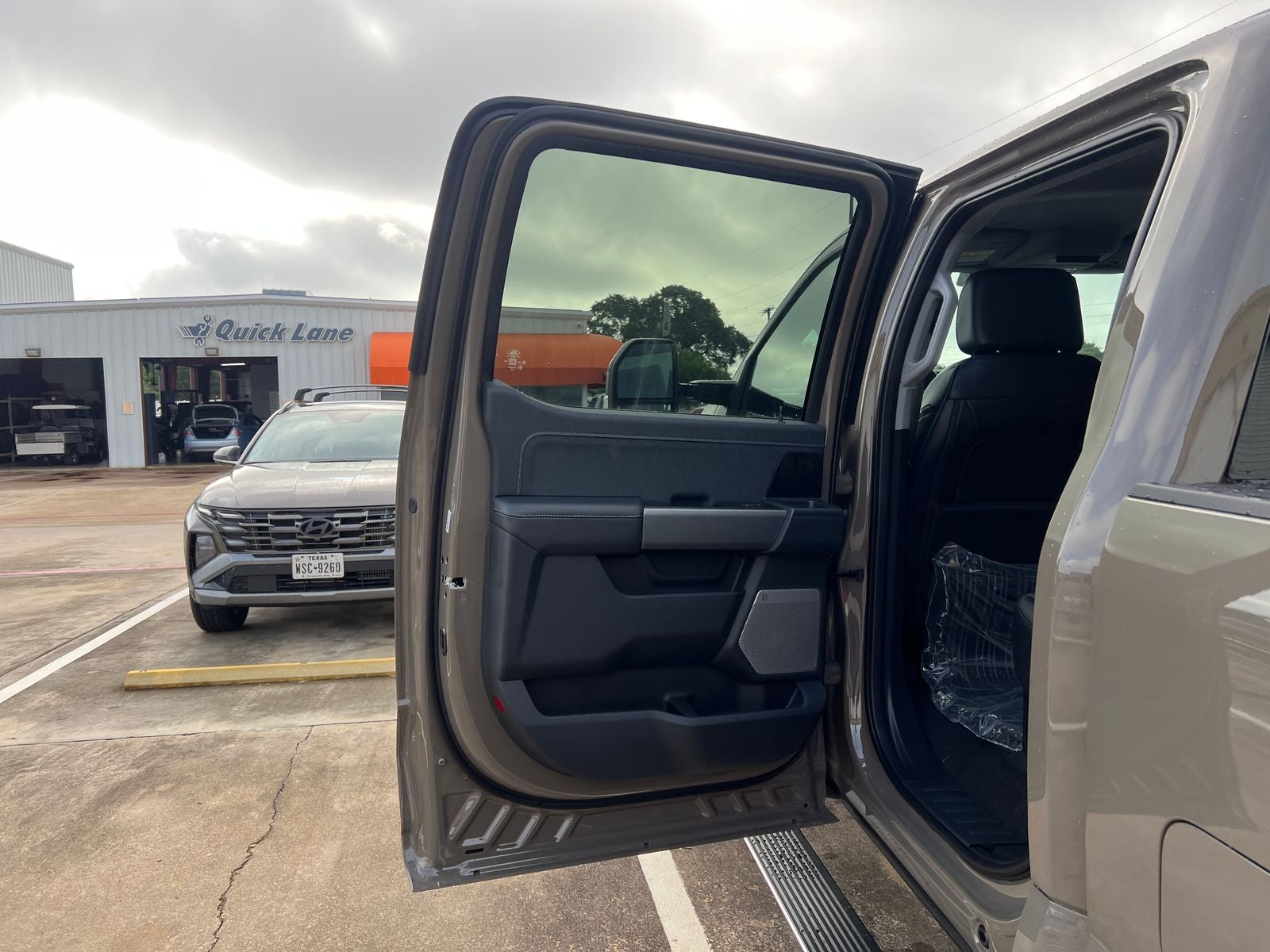 2026 Ford F-250SD Lariat