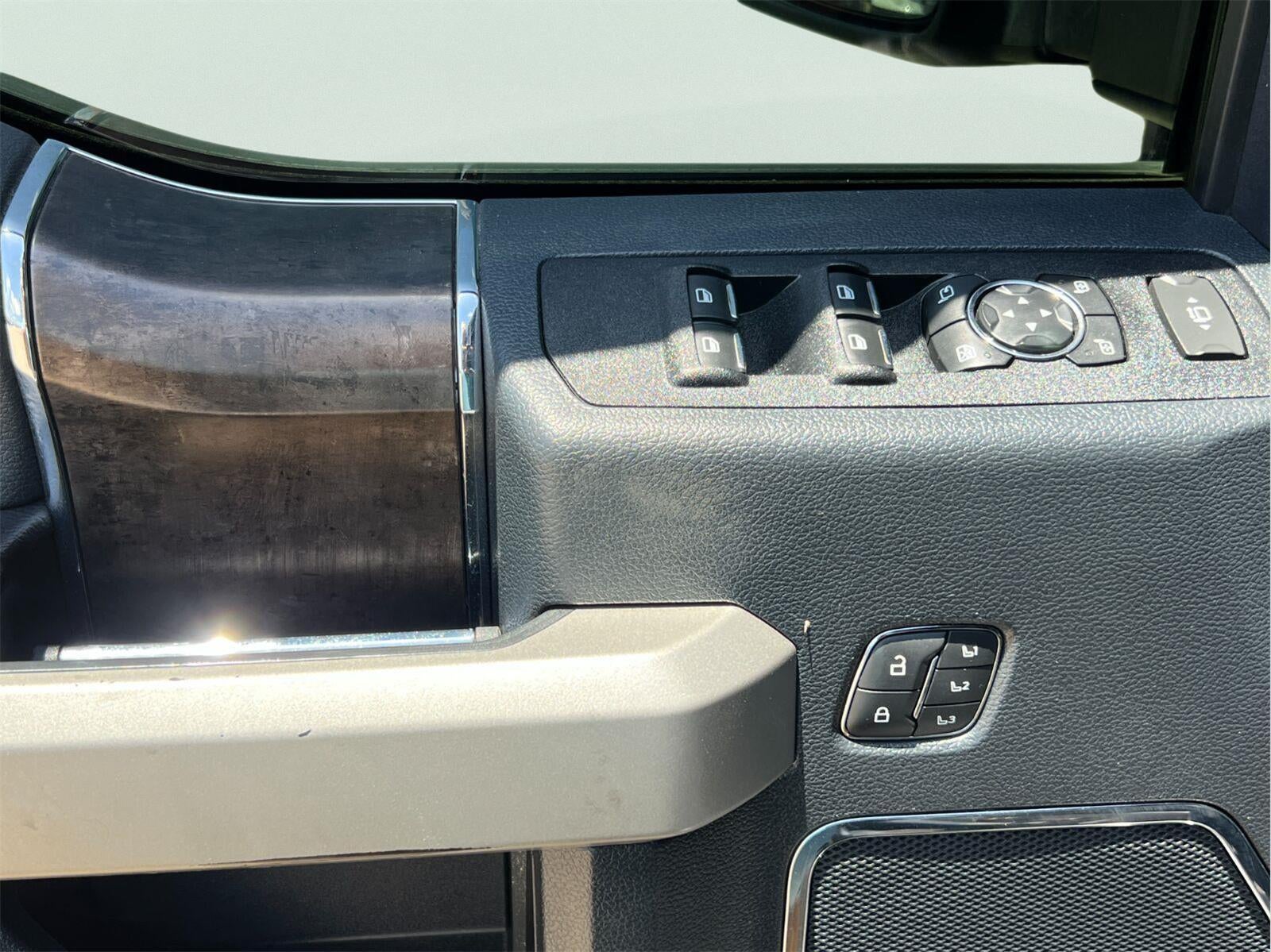 2022 Ford Super Duty F-250 Lariat