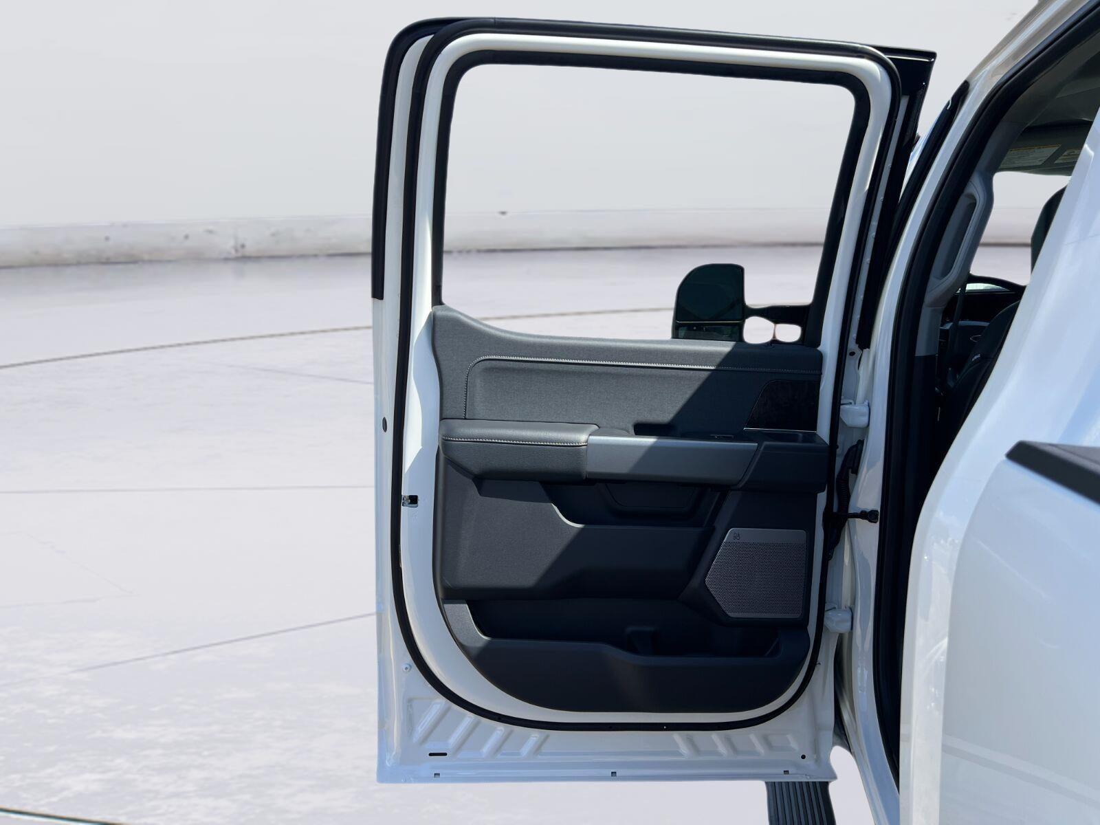 2026 Ford Super Duty F-250 Lariat