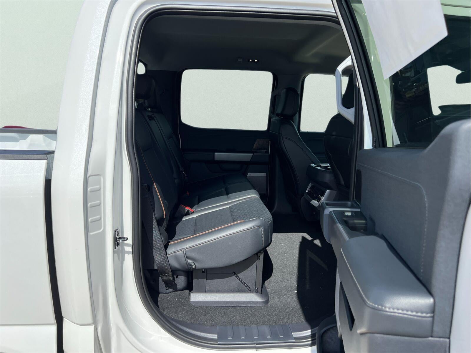 2026 Ford Super Duty F-250 Lariat