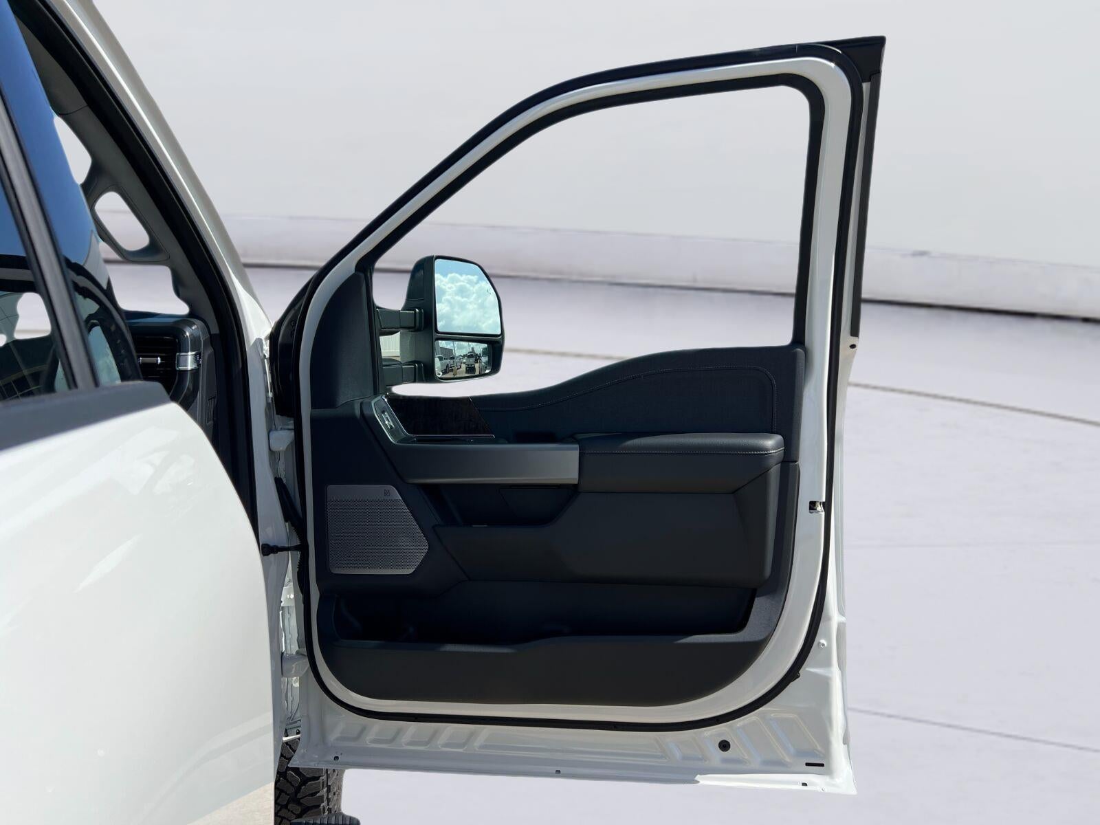 2026 Ford Super Duty F-250 Lariat