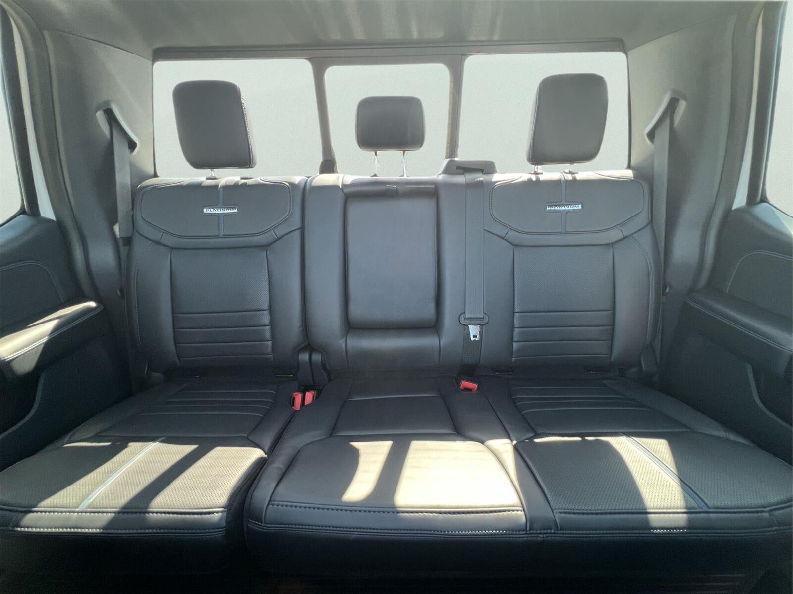 2026 Ford Super Duty F-250 Srw Platinum