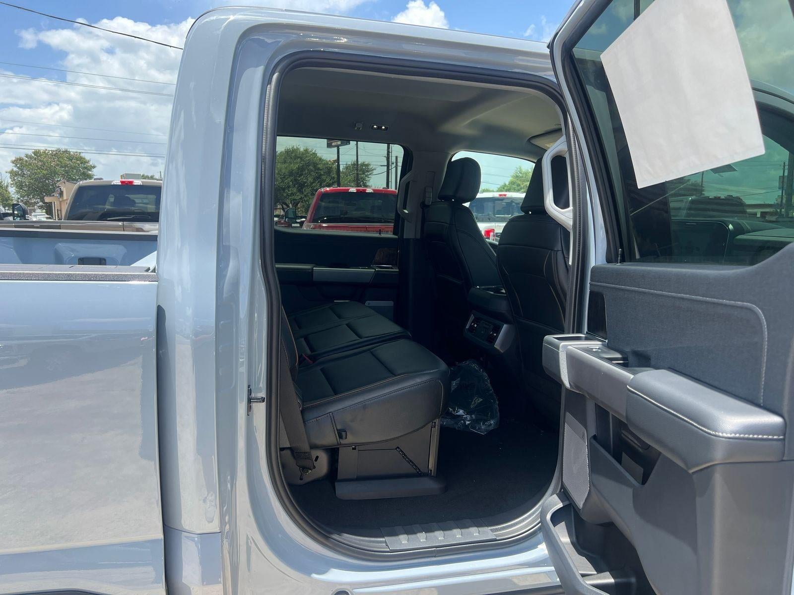 2026 Ford Super Duty F-250 Lariat