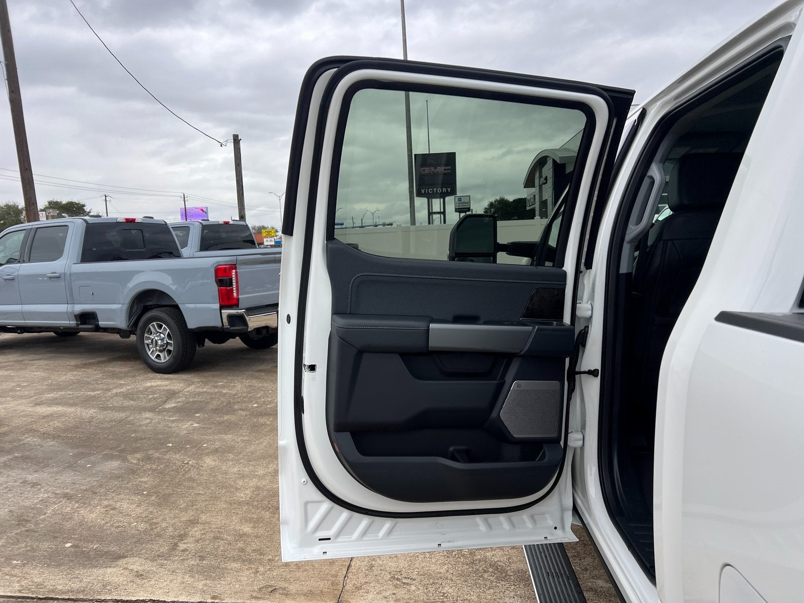 2026 Ford F-250SD Lariat