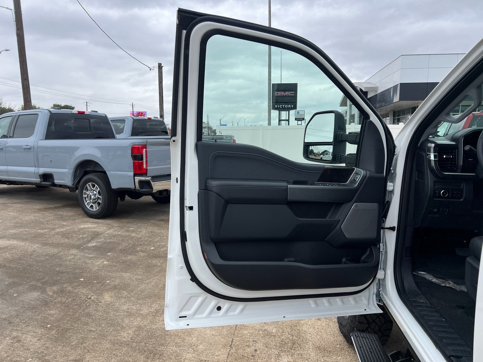 2026 Ford F-250SD Lariat