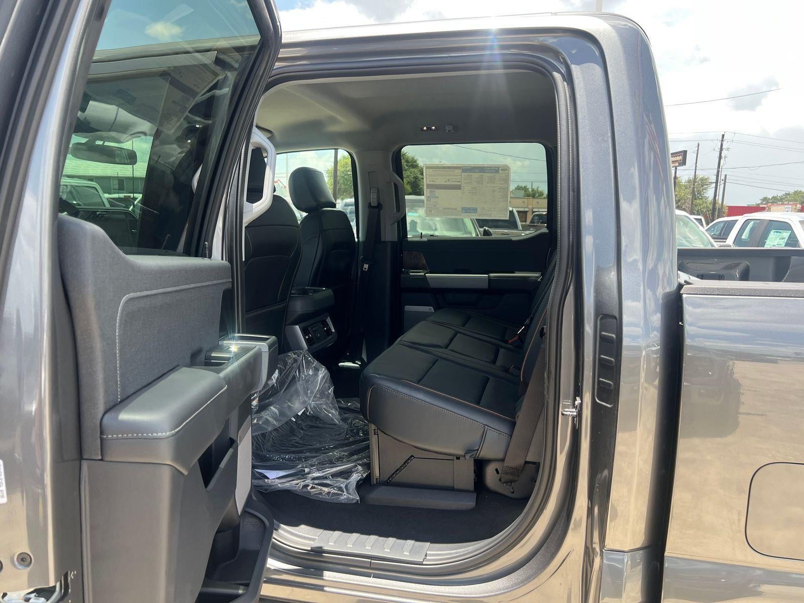 2026 Ford Super Duty F-250 Lariat