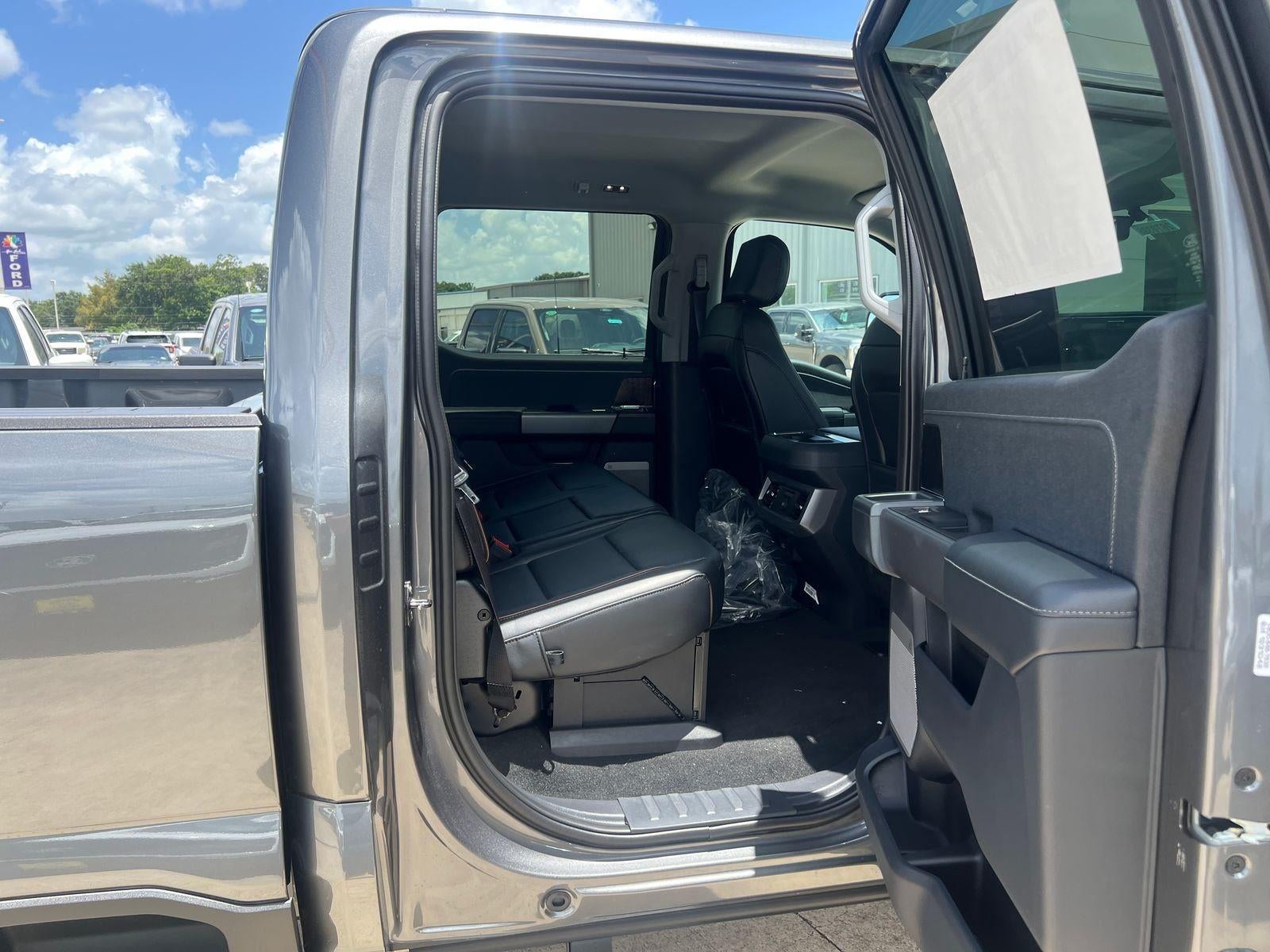 2026 Ford Super Duty F-250 Lariat