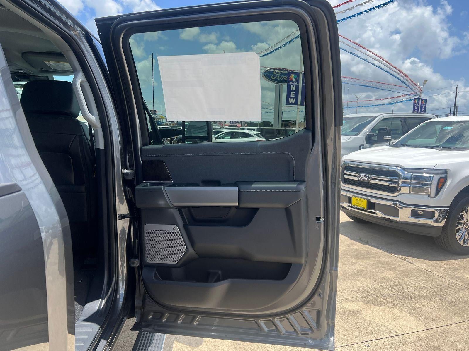 2026 Ford Super Duty F-250 Lariat