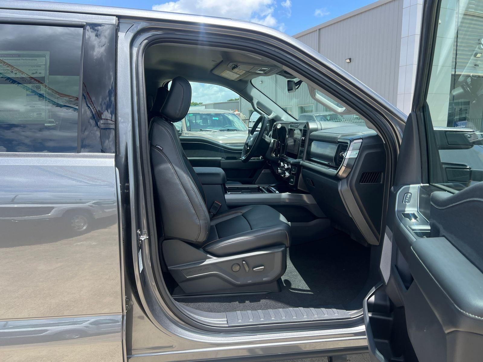 2026 Ford Super Duty F-250 Lariat