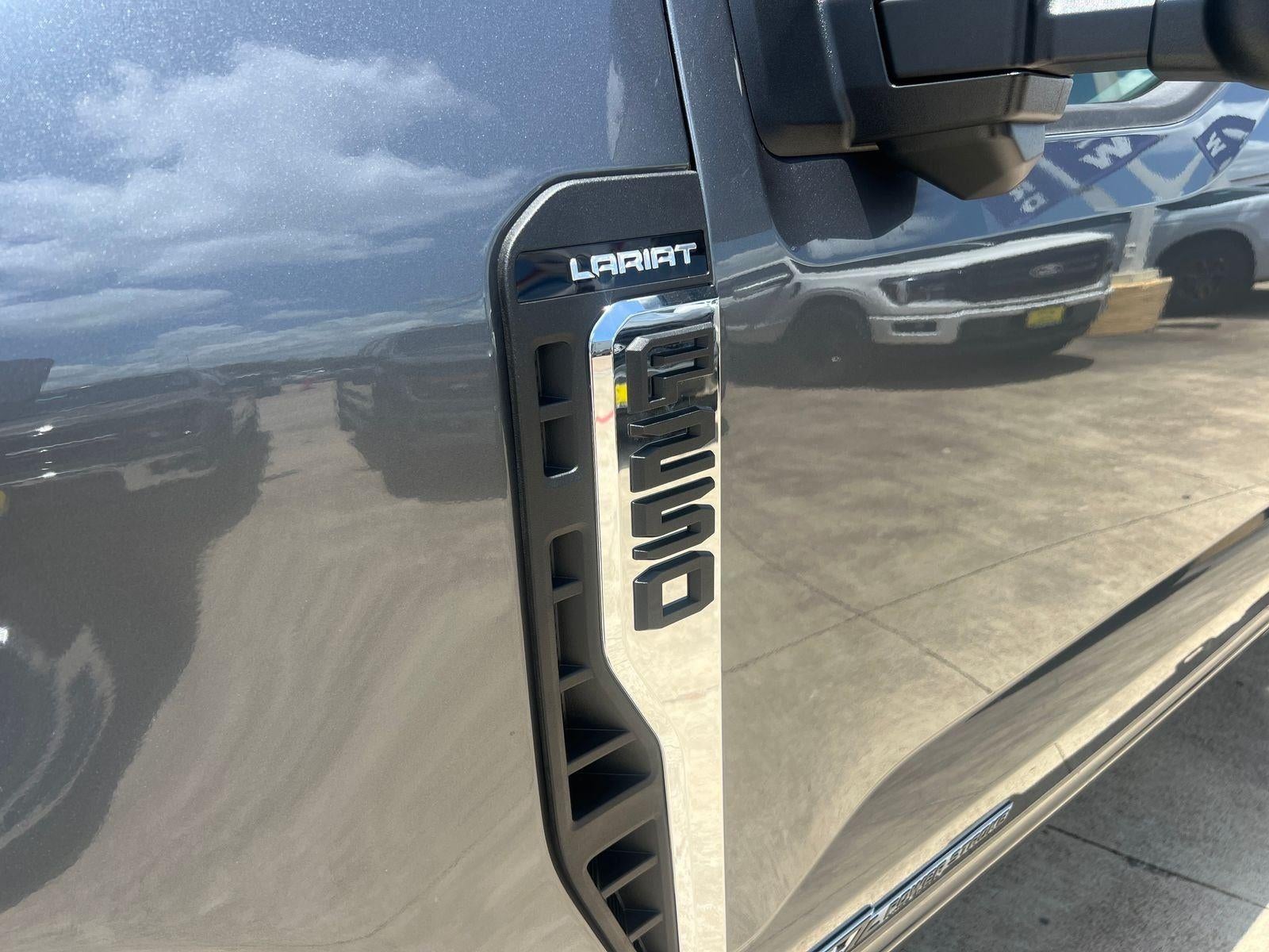 2026 Ford Super Duty F-250 Lariat