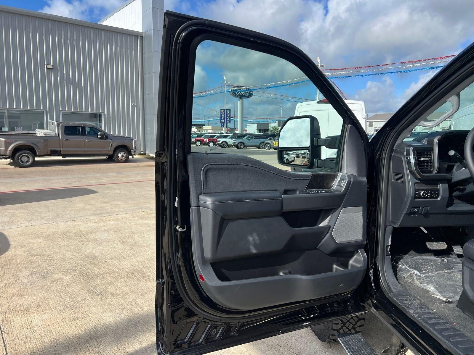 2026 Ford Super Duty F-250 Lariat