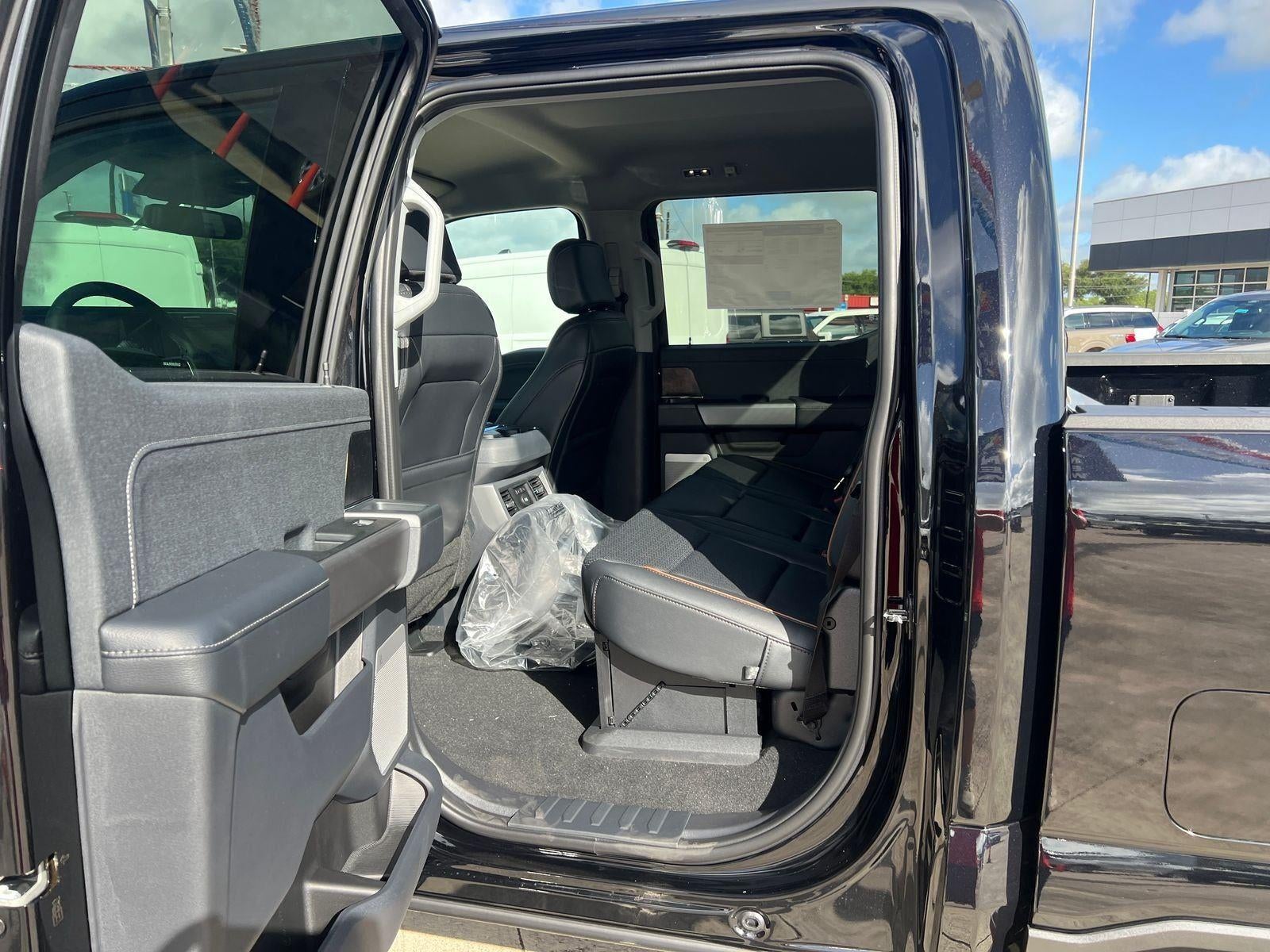 2026 Ford Super Duty F-250 Lariat