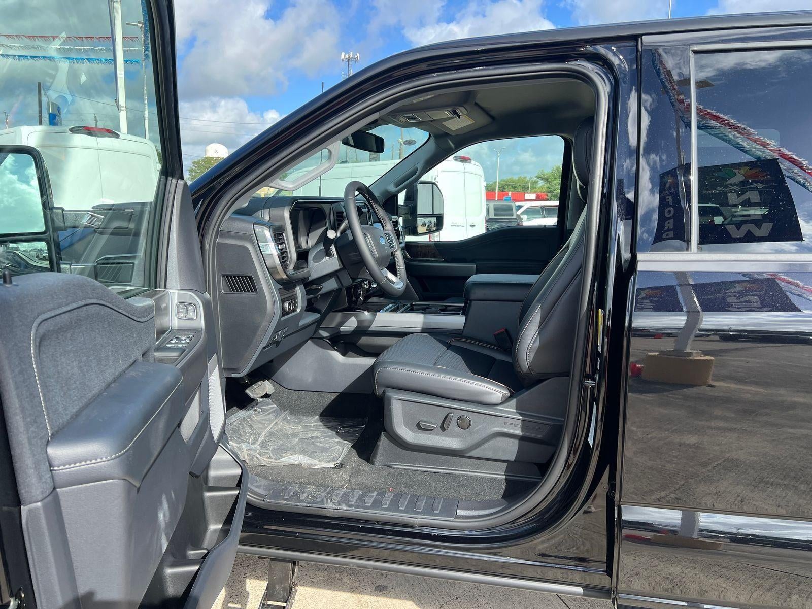 2026 Ford Super Duty F-250 Lariat