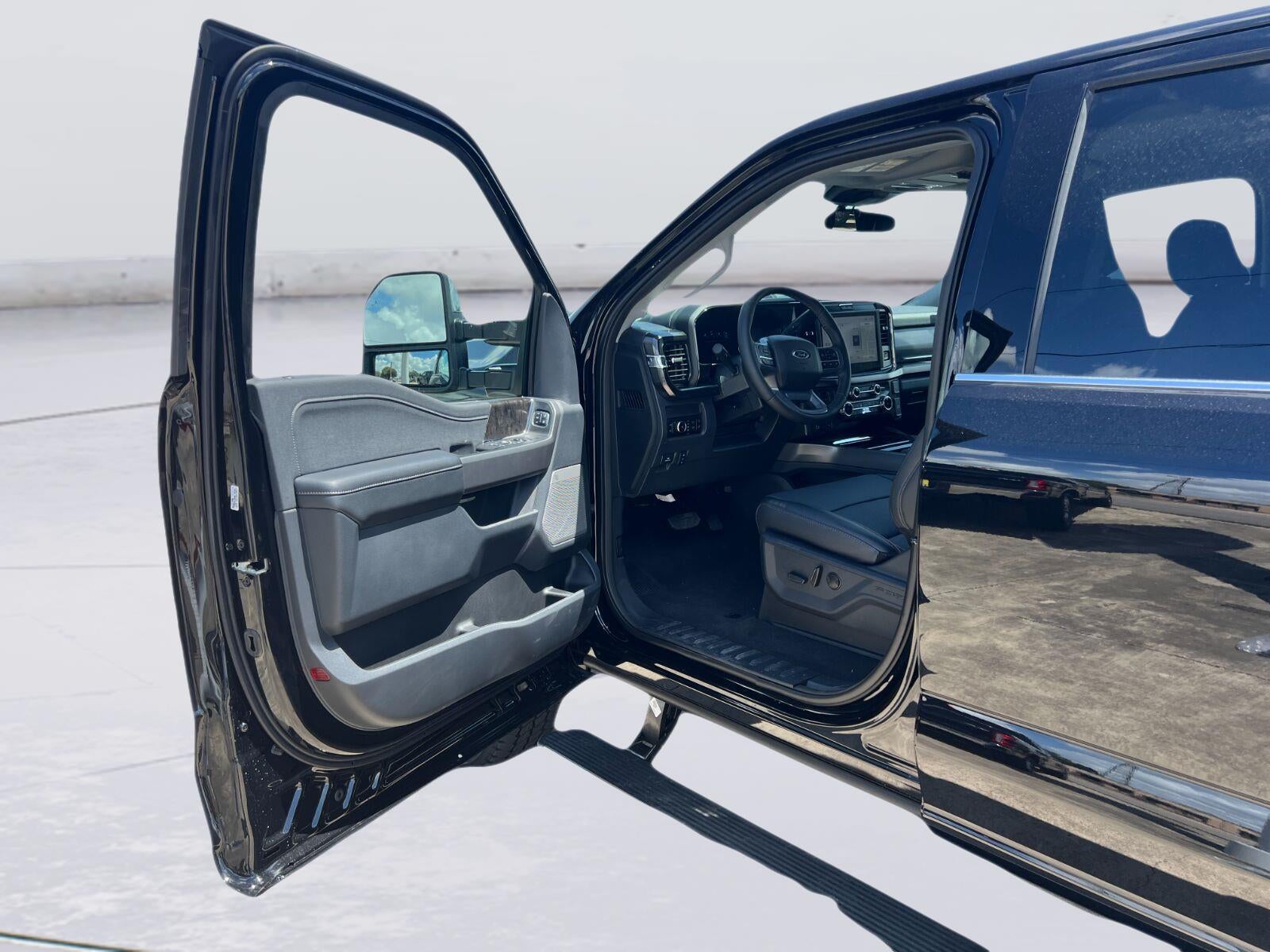 2026 Ford Super Duty F-250 Lariat
