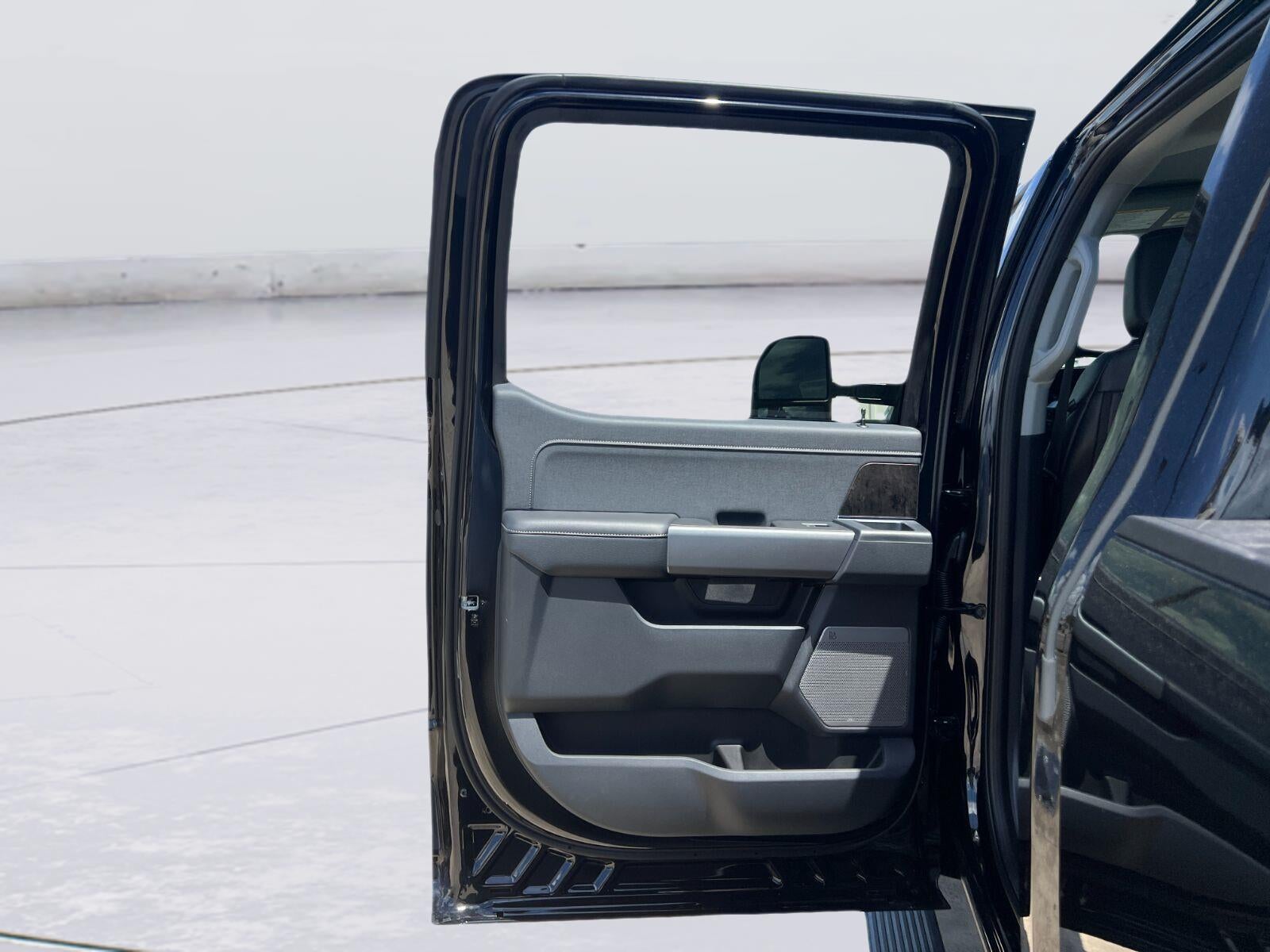 2026 Ford Super Duty F-250 Lariat