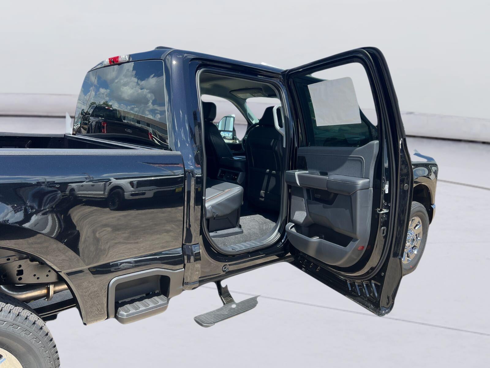 2026 Ford Super Duty F-250 Lariat